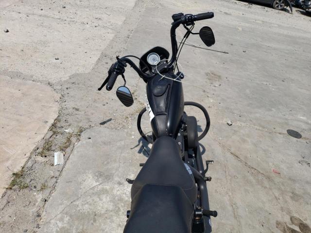 2012 HARLEY-DAVIDSON XL883 IRON - 1HD4LE216CC431052