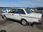 VOLVO 240 photo