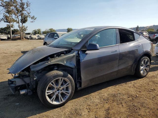 VIN 7SAYGAEE3NF393657 2022 TESLA MODEL Y no.1