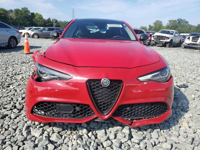 VIN ZARFAMANXK7622940 2019 Alfa Romeo Giulia no.5