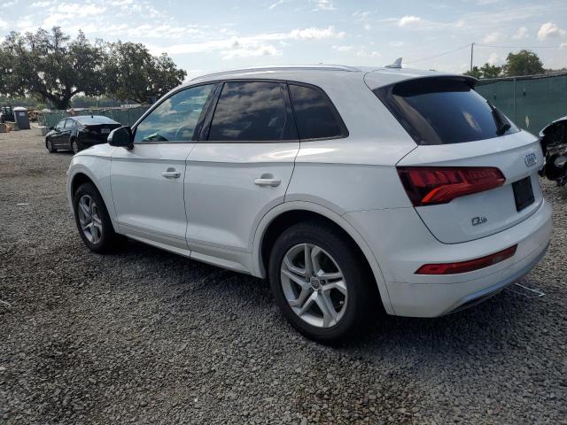 VIN WA1ANAFY6J2091980 2018 Audi Q5, Premium no.2