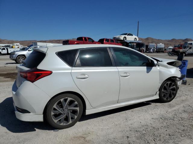 TOYOTA COROLLA IM 2018 white  gas JTNKARJE3JJ563328 photo #4