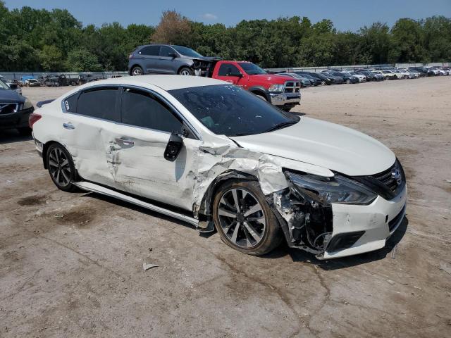 2018 NISSAN 240SX XE 1N4AL3AP7JC288582