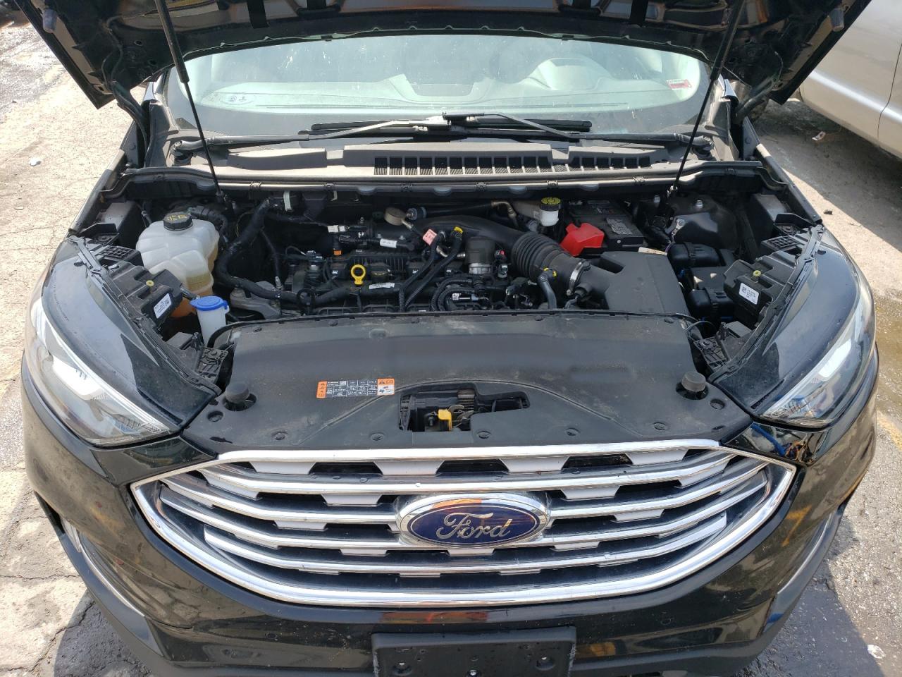 FORD EDGE TITANIUM
