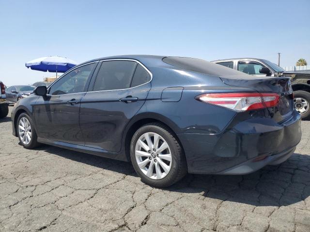 VIN 4T1B11HK0JU575688 2018 Toyota Camry, L no.2