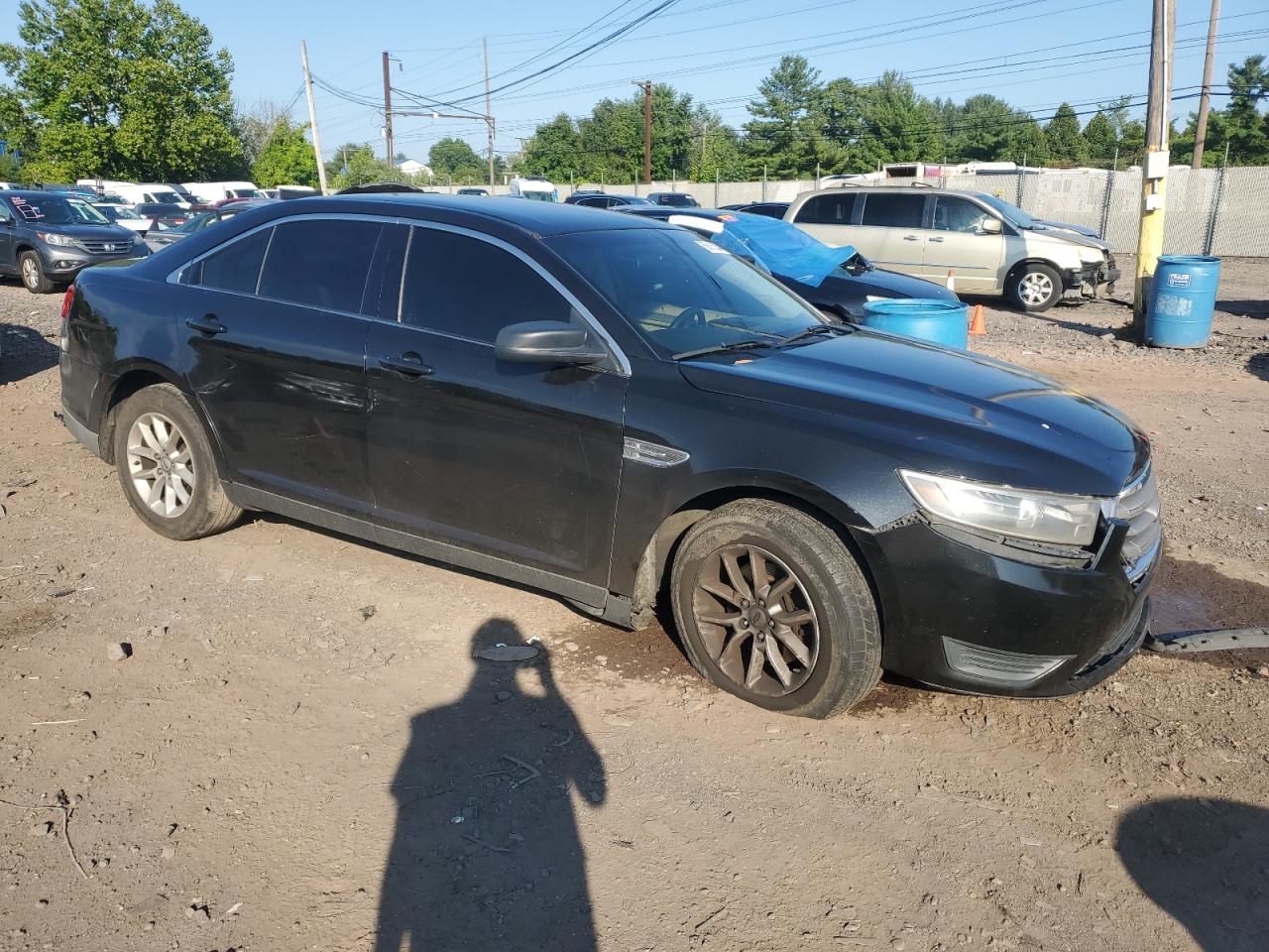 Lot #3026063949 2014 FORD TAURUS SE