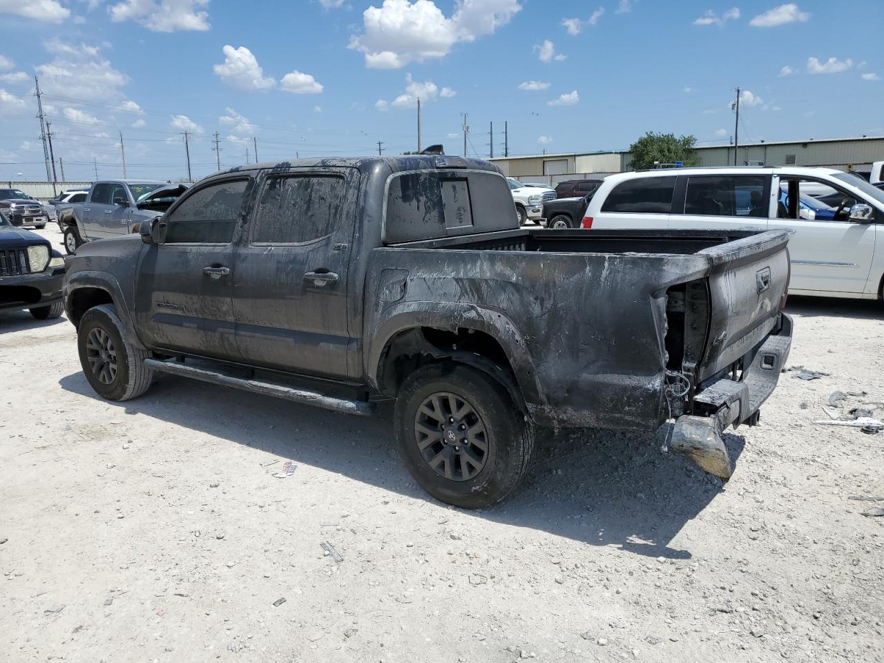 Lot #2912078603 2023 TOYOTA TACOMA DOU