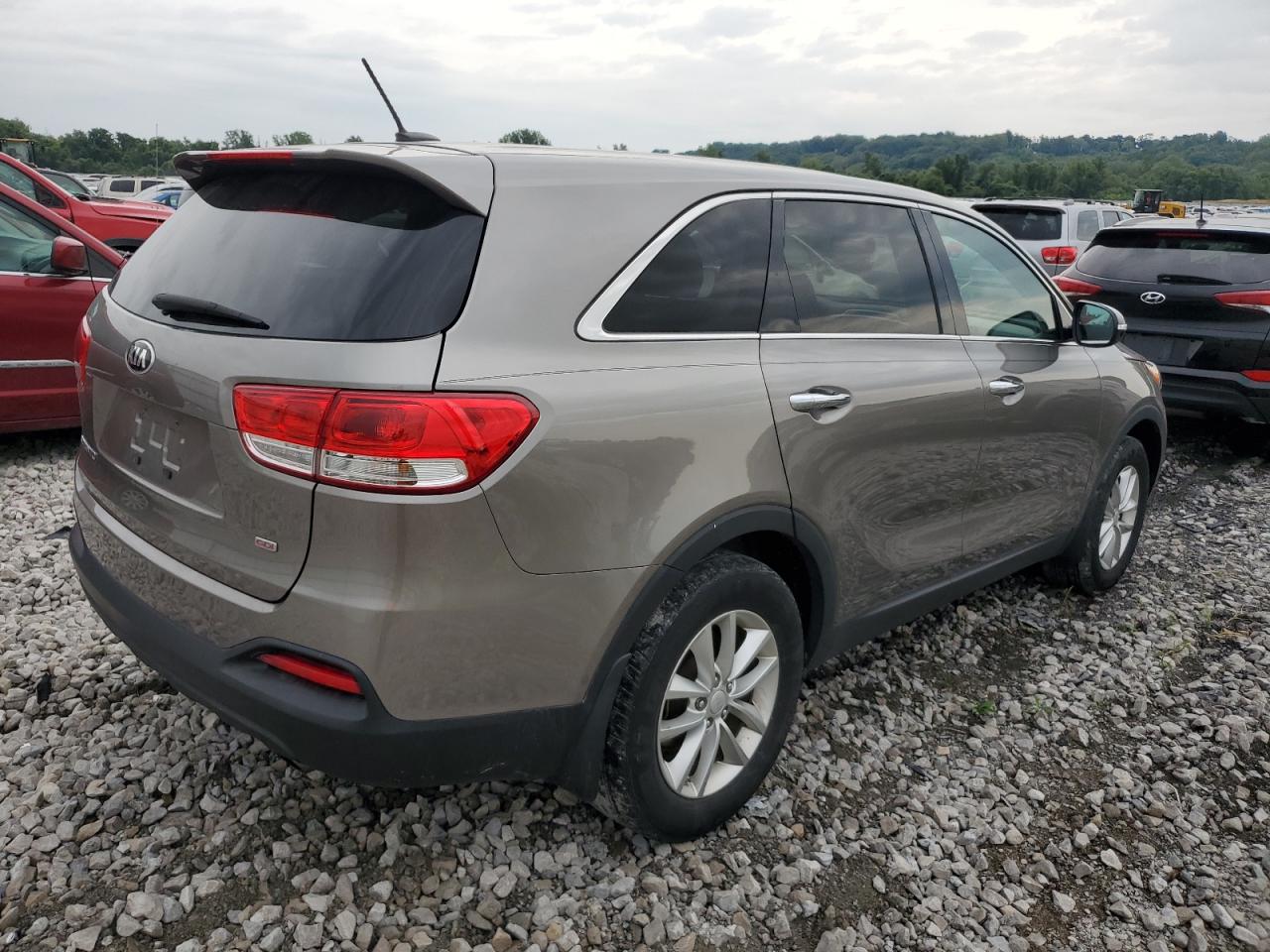 Lot #2754041950 2016 KIA SORENTO LX