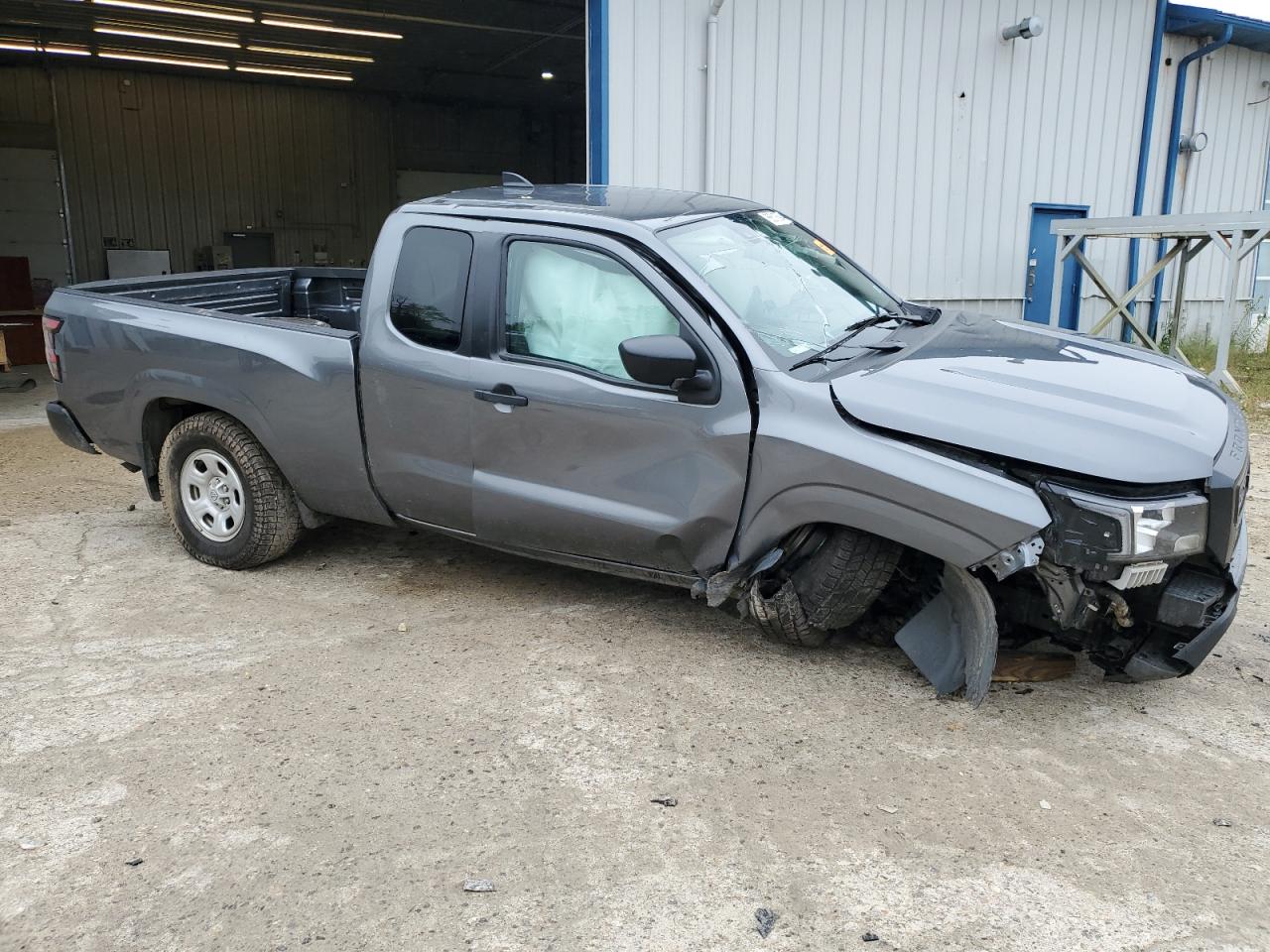 Lot #2843419625 2023 NISSAN FRONTIER S