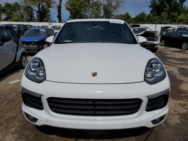 VIN WP1AF2A20GKA40364 2016 Porsche Cayenne no.5