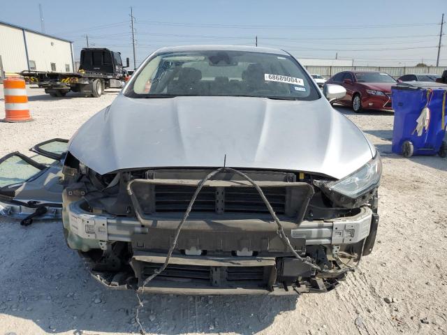 VIN 3FA6P0HD6KR275023 2019 Ford Fusion, SE no.5