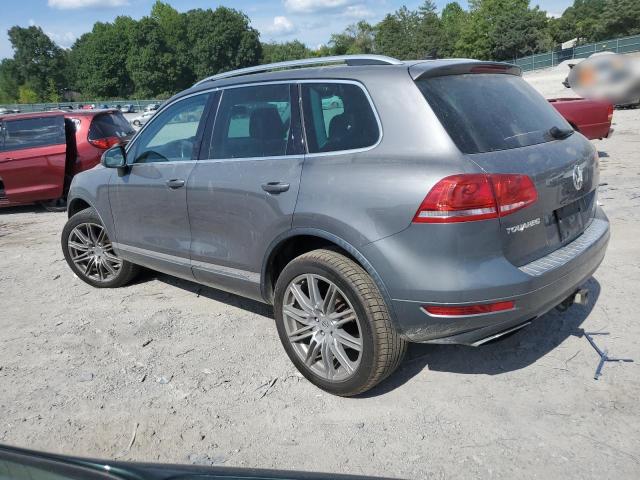 VIN WVGEF9BP3DD000717 2013 Volkswagen Touareg, V6 no.2