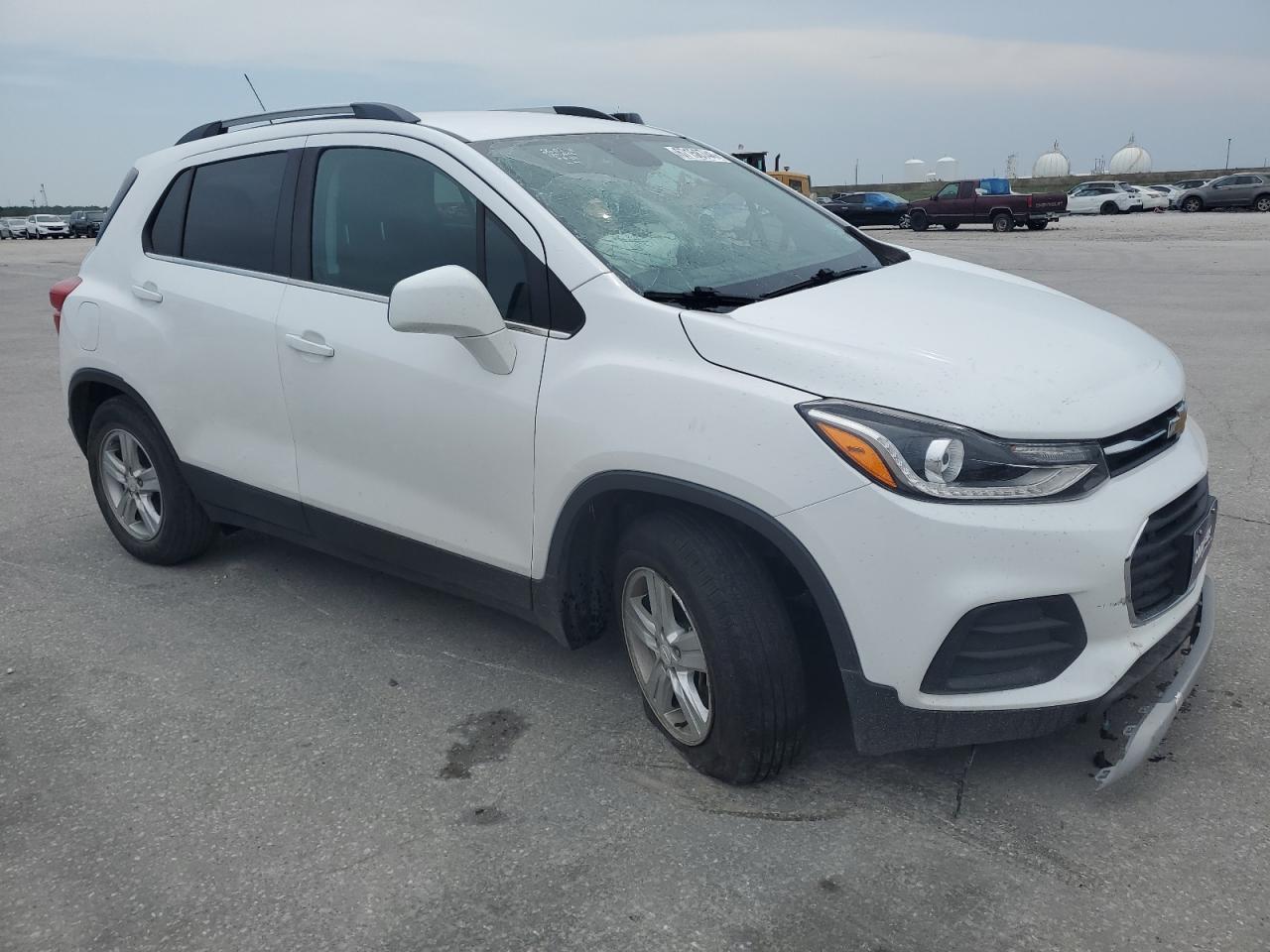 Lot #2989202681 2020 CHEVROLET TRAX 1LT