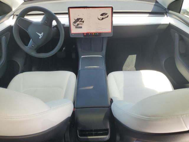 VIN 7SAYGAEE8NF559042 2022 Tesla MODEL Y no.8