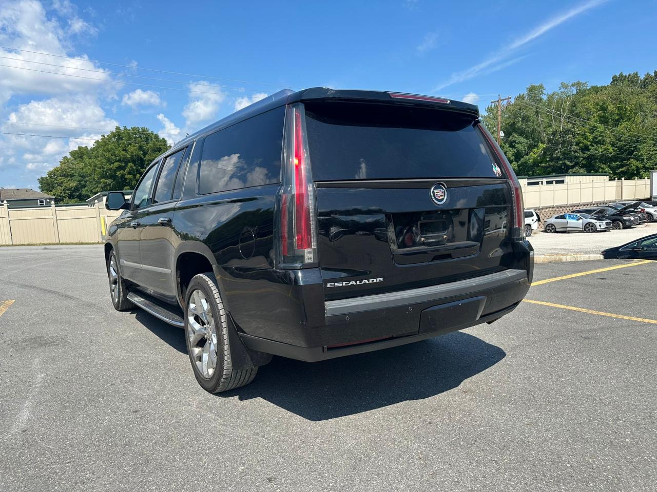 Lot #2821220964 2015 CADILLAC ESCALADE E