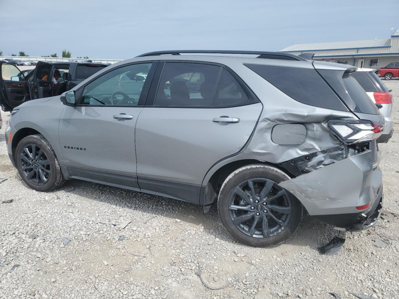 Lot #2828907454 2023 CHEVROLET EQUINOX RS