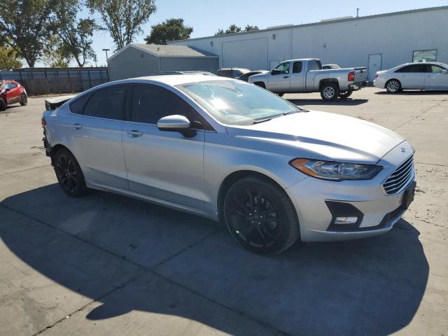 VIN 3FA6P0HD4KR178600 2019 Ford Fusion, SE no.4