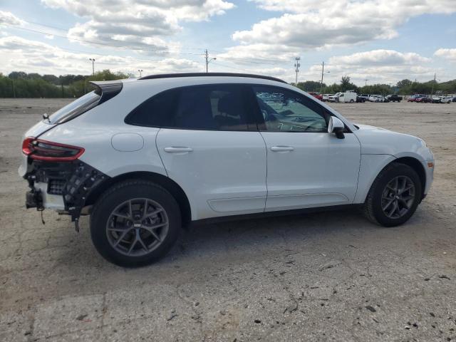 VIN WP1AB2A55HLB18865 2017 Porsche Macan, S no.3