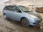 TOYOTA SIENNA photo