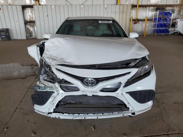 VIN 4T1B11HK6JU662723 2018 Toyota Camry, L no.5