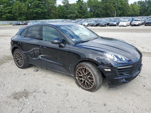 VIN WP1AA2A58HLB81333 2017 PORSCHE MACAN no.4