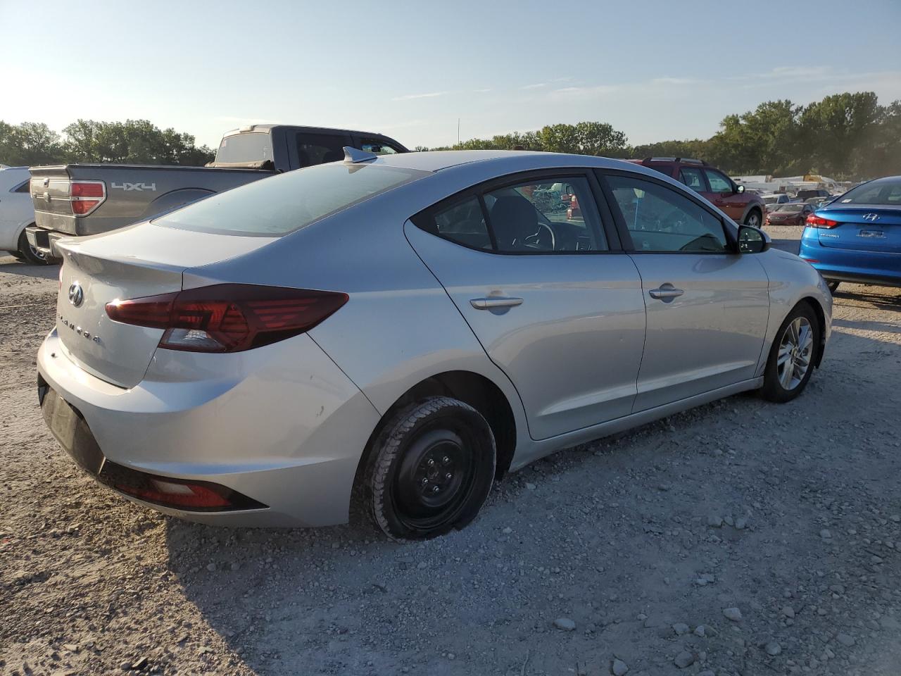 Lot #2826675927 2019 HYUNDAI ELANTRA SE