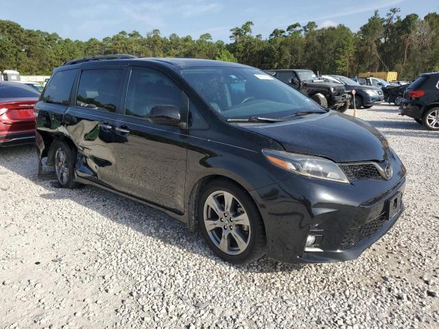 VIN 5TDXZ3DC4JS909593 2018 Toyota Sienna, SE no.4