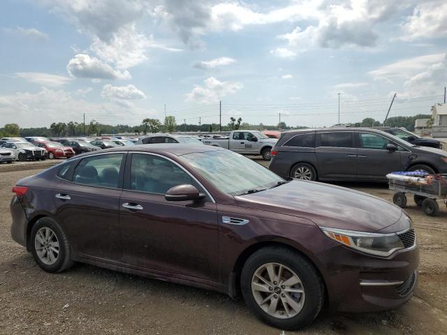 VIN 5XXGT4L32GG116876 2016 KIA Optima, LX no.4