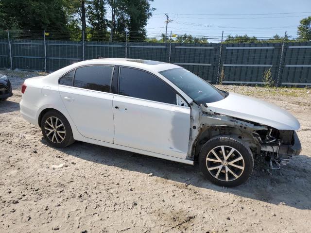 VIN 3VWDB7AJ4HM410124 2017 Volkswagen Jetta, SE no.4