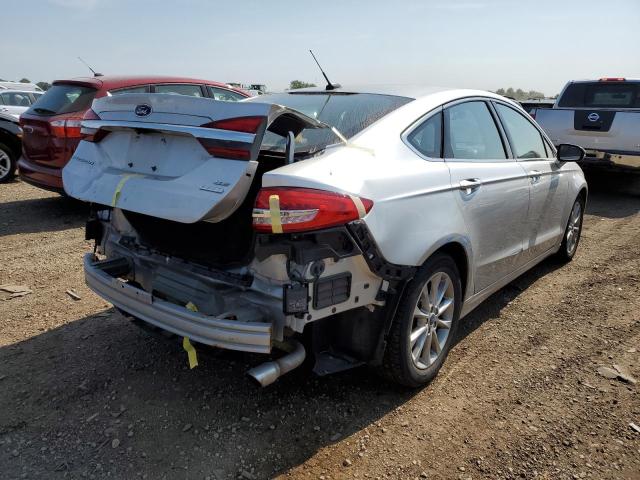 VIN 3FA6P0HD4HR328262 2017 Ford Fusion, SE no.3