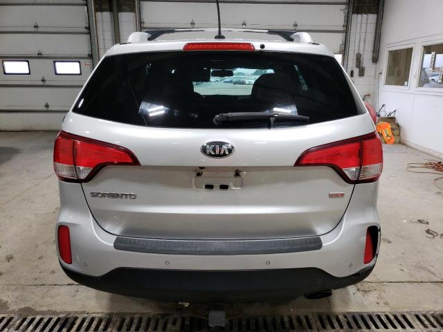 2015 KIA SORENTO LX - 5XYKTDA76FG575788