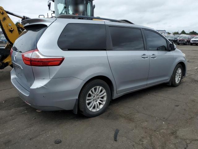 VIN 5TDYK3DCXFS550332 2015 Toyota Sienna, Xle no.3