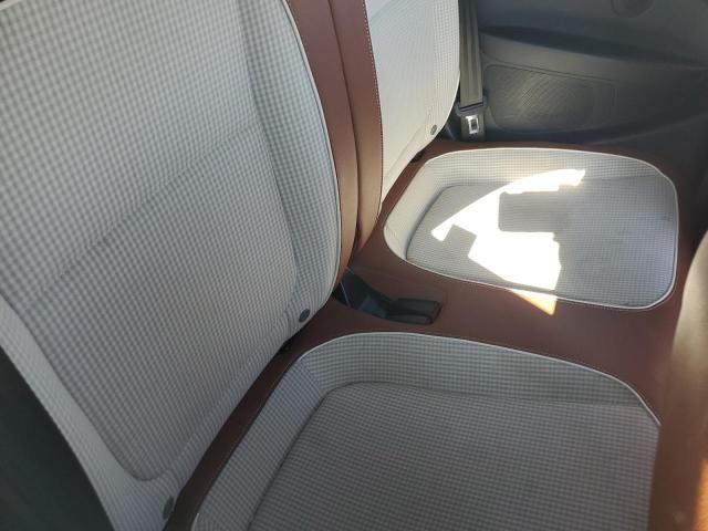 2017 VOLKSWAGEN BEETLE S/S - 3VW517ATXHM810228