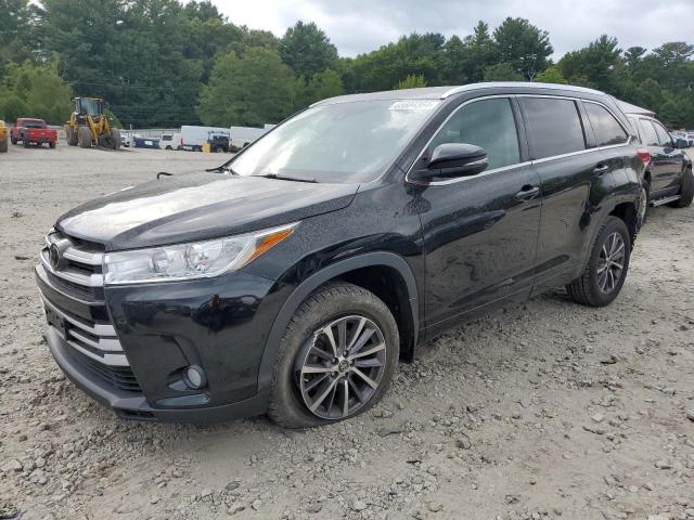 VIN 5TDJZRFH5JS814817 2018 Toyota Highlander, SE no.1