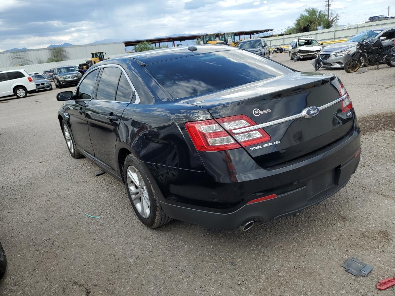 Lot #2936142138 2019 FORD TAURUS SEL