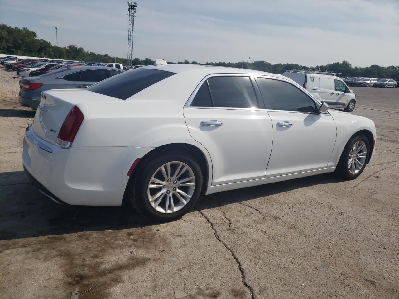 Lot #2954634427 2020 CHRYSLER 300 LIMITE