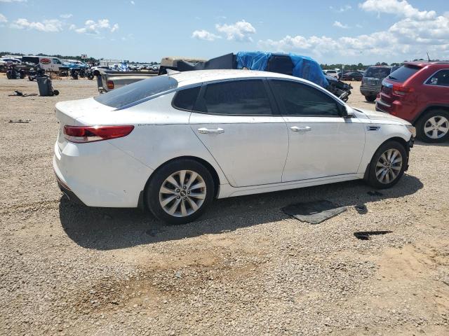 VIN 5XXGT4L34JG264745 2018 KIA Optima, LX no.3