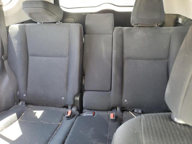 2018 TOYOTA RAV4 LE - JTMBFREV3JJ733008