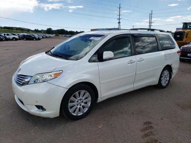 TOYOTA SIENNA XLE