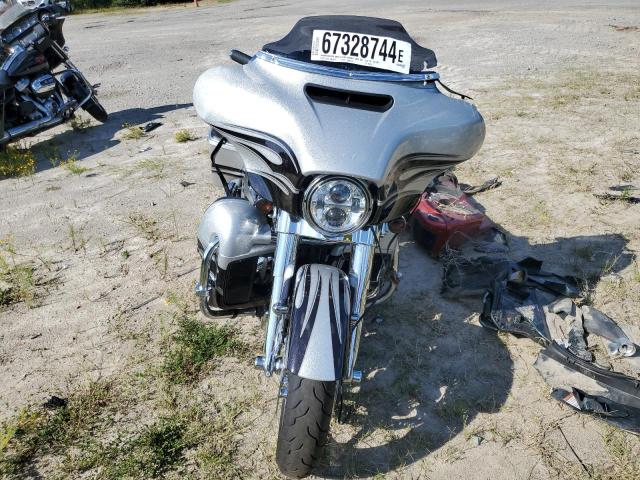 2015 HARLEY-DAVIDSON FLHXSE CVO 1HD1PXN18FB958762