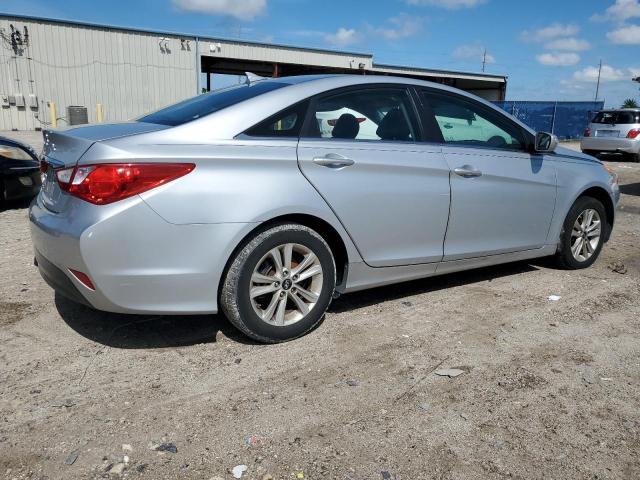 VIN 5NPEB4AC6EH859118 2014 Hyundai Sonata, Gls no.3