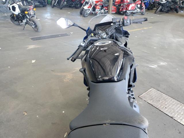 2024 SUZUKI GSX800 F JS1EM13B5R7101479