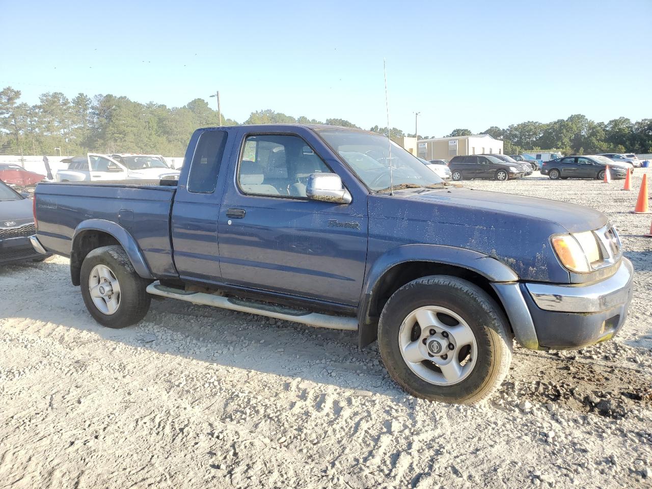 Lot #3024936390 2000 NISSAN FRONTIER