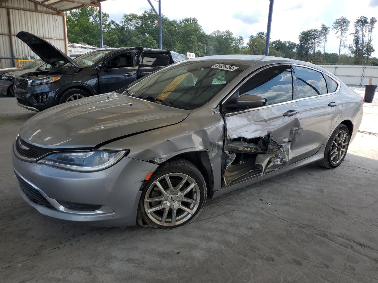  Salvage Chrysler 200