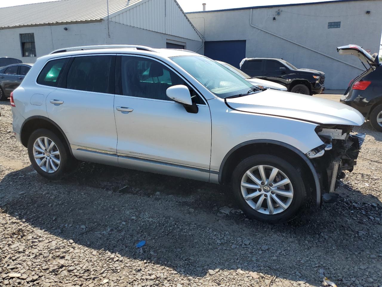 Lot #2943181385 2012 VOLKSWAGEN TOUAREG V6