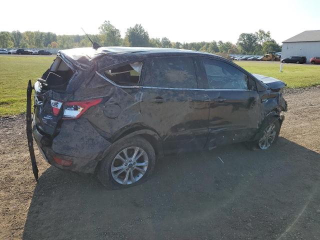 VIN 1FMCU9GD8KUA73249 2019 Ford Escape, SE no.3