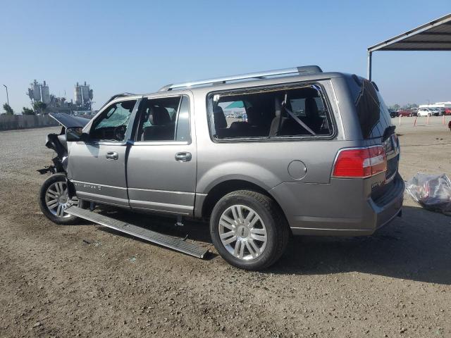 VIN 5LMJJ3H54DEL08549 2013 Lincoln Navigator, L no.2