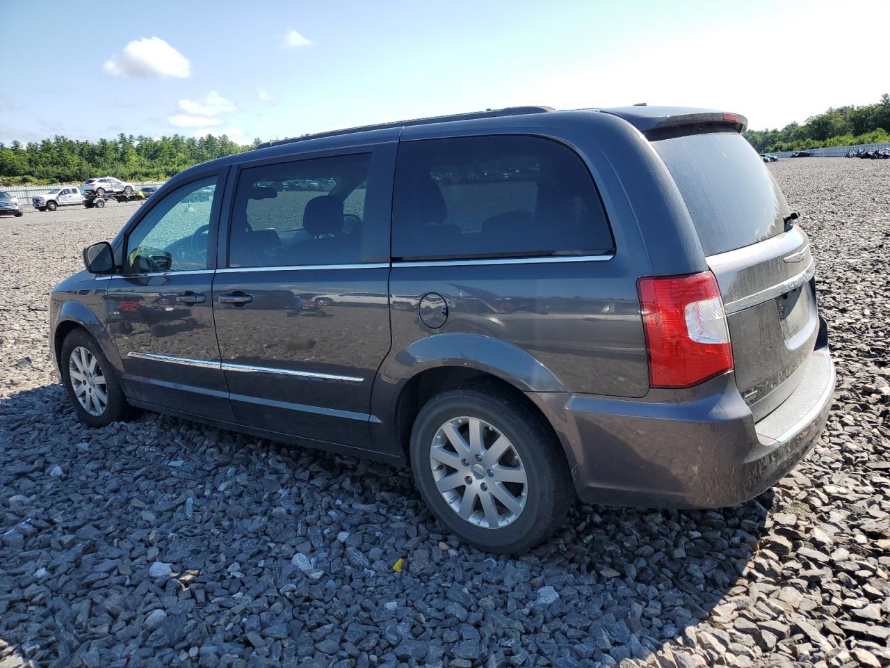 Lot #2952761940 2016 CHRYSLER TOWN & COU