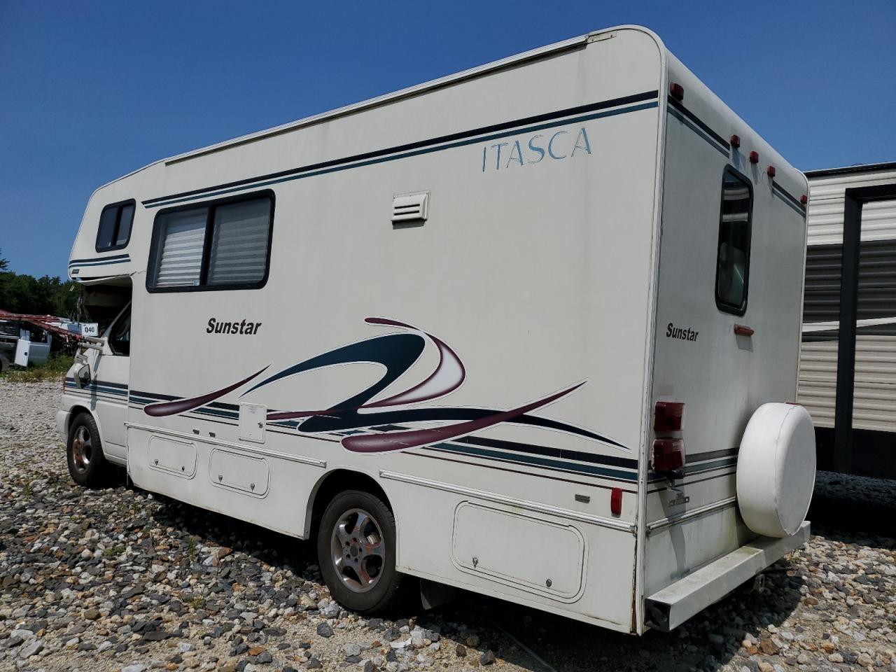 Lot #2888233268 2002 WINNEBAGO SUNSTAR