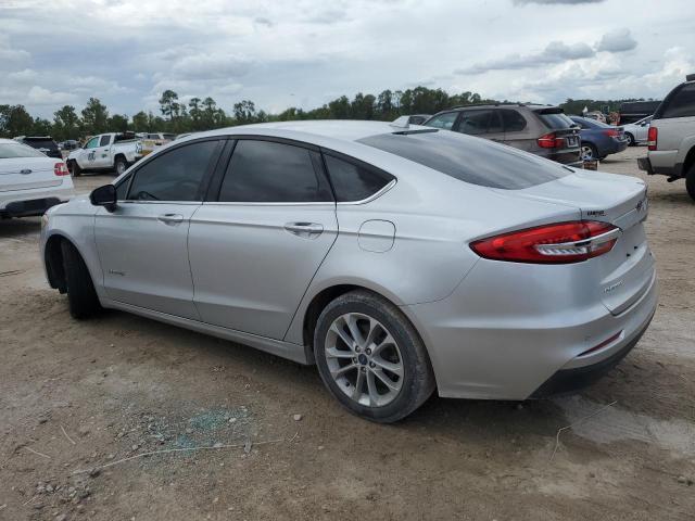 VIN 3FA6P0LU8KR218930 2019 Ford Fusion, SE no.2